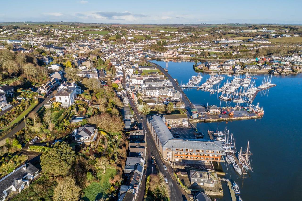 Four Winds,Kinsale Town,Exquisite Holiday Homes,Sleeps 26 Eksteriør bilde
