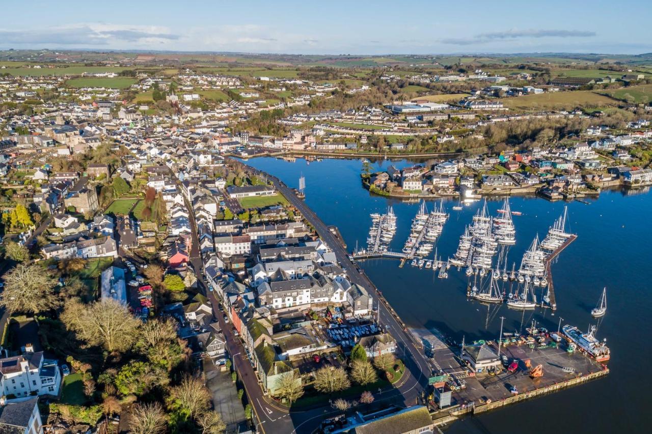 Four Winds,Kinsale Town,Exquisite Holiday Homes,Sleeps 26 Eksteriør bilde
